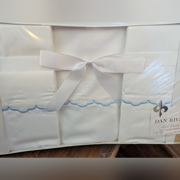 Vintage Dan River  Cotton Made In The USA Sheet & 2 Pillow Cases - Picture 3 of 9